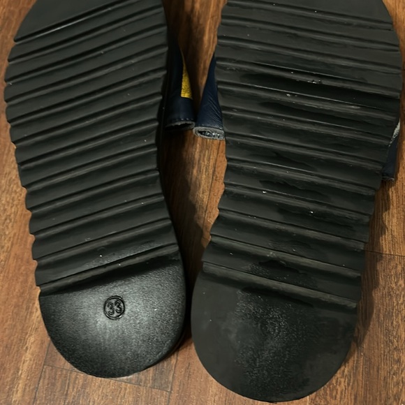 Fendi Kids Slipper - Picture 6 of 7